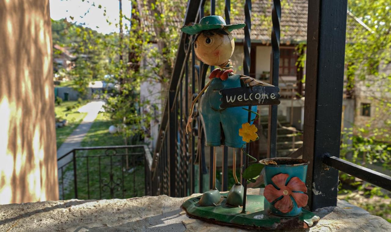 Dunavska Kuca Semêndria Exterior foto