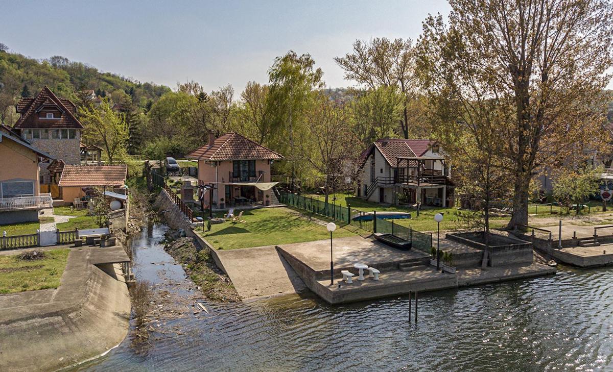 Dunavska Kuca Semêndria Exterior foto